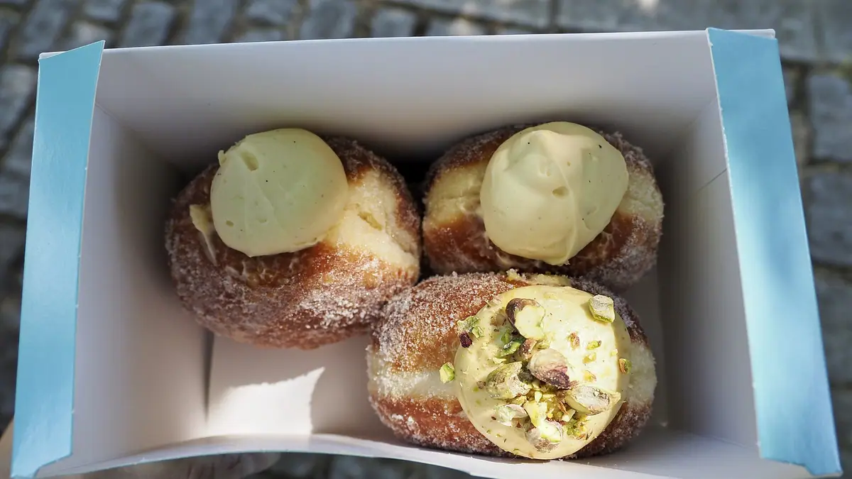 Artisan Bakery bakes
